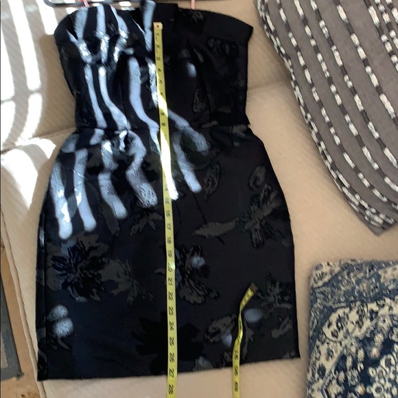 MoNique Lhuillier size 2 ELEGANT BLACK holiday DRESS - Picture 13 of 14